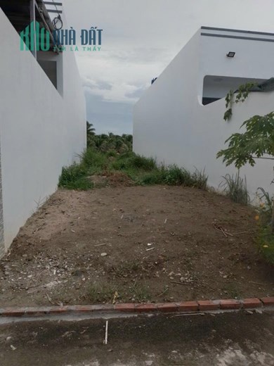 ĐẤT ĐẸP - GIÁ TỐT - Cần Bán Gấp Lô Đất Đẹp Tại Xã Phú Hưng, TP Bến Tre, Bến Tre