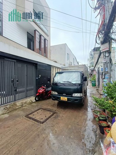 Bán nhà mới xây dựng sát bên Đinh Thị Thi hẻm xe tải - 97m (9.2 x 10.5)  hơn 8 tỷ