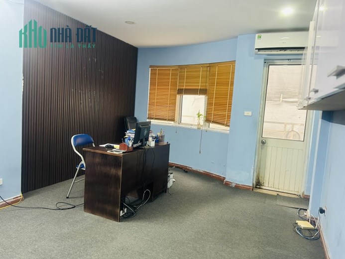 Mình có văn phòng cho thuê ở khu Lê Đức Thọ-Mỹ Đình- Diện tích: 25m2 - Giá thuê: 4,5 triệu/ tháng