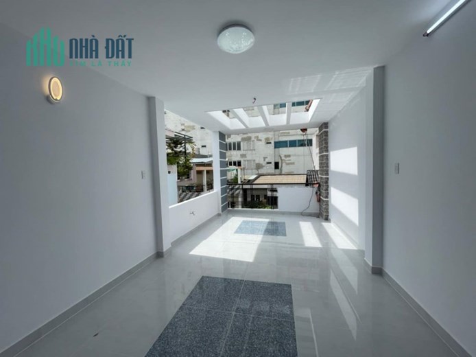 BÁN NHÀ KHU VIP NGUYỄN ĐÌNH CHÍNH - PHÚ NHUẬN - DT 37M2 - 4 TẦNG - 7.9 TỶ TL