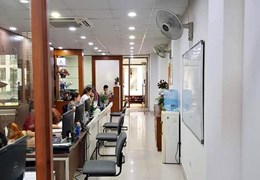 ( GIÁ CỰC TỐT) BÁN TÒA VP PHỐ LÊ VĂN LƯƠNG 75M2, 8T THÔNG SÀN, Ô TÔ, KD.