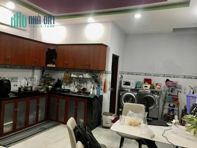 PHONG THỦY ĐẸP - NỞ HẬU TÀI LỘC - OTO ĐỖ CỬA - P TÂN HƯNG Q7 - NHỈNH 4 TỶ.