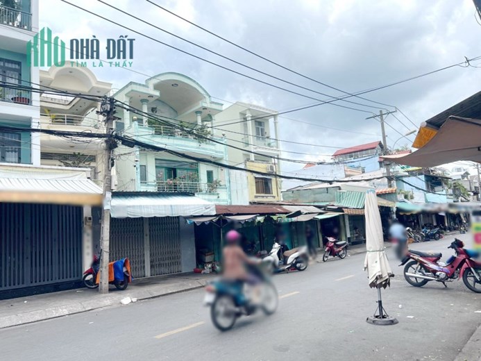 Nhà Mặt tiền 4 tầng Bùi Minh Trực Phường 5 Q8 - giá 28tr / tháng