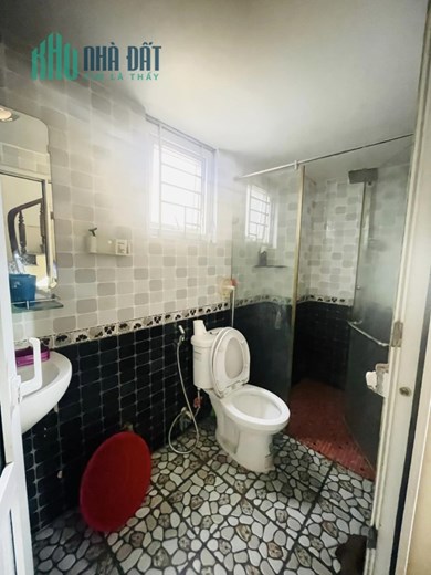 Bán Nhà Gia Thụy , Quận Long Biên Giá 4.6 Tỷ  45M x 4 Tầng Lô Góc , Gara Ô Tô .
