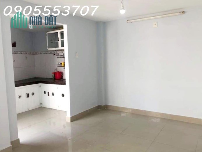 HÀNG VIP SẬP HẦM, Nhà 3 tầng Kiệt Ô tô 5m, ngay cạnh NGUYỄN HỮU THỌ, ĐN, Dt 56m2, Giá Chỉ 2 tỷ xx