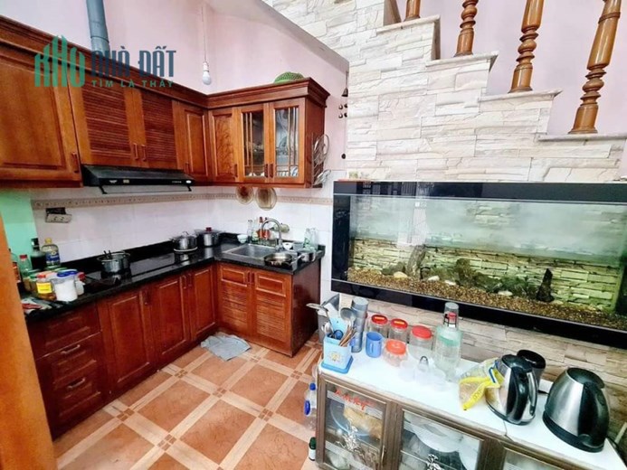Xã Đàn nhà đẹp, gần phố ở luôn 4.7 tỷ đi lại tiện, trường học, chợ đều gần.