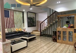 BÁN NHÀ BÌNH TRỊ ĐÔNG, BÌNH TÂN - HẺM XE TẢI - 96M 3 TẦNG - NHÀ ĐẸP, SỔ ĐẸP - CHỈ 5 TỶ 5