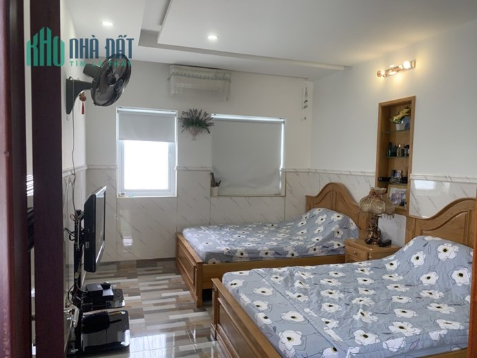 BÁN NHÀ BÌNH TRỊ ĐÔNG, BÌNH TÂN - HẺM XE TẢI - 96M 3 TẦNG - NHÀ ĐẸP, SỔ ĐẸP - CHỈ 5 TỶ 5