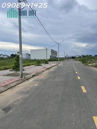 Bán nhanh lô góc 2 mặt tiền đường siêu hiếm giá cực tốt Trung Tâm Thành Phố Cà Mau,Xã Lý Văn Lâm