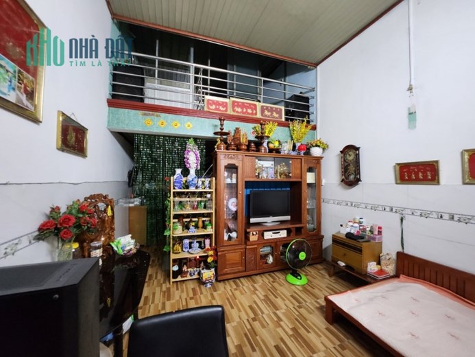 Bán nhà 4.4x13m, Lê Văn thọ, Phường 9, Hẻm xe hơi giá tốt chỉ 3.35 tỷ TL