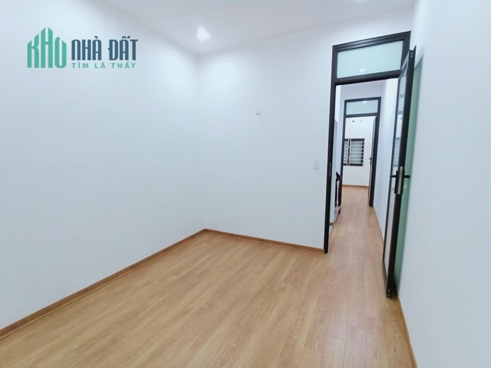 Bán nhà phố Phạm Ngọc Thạch, căn góc, ngõ rộng, sát bãi gửi ô tô, nhà đẹp, 4.1 tỷ