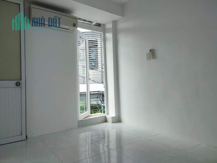 GIÁ CHỈ CÒN 2.5 TỶ - NHÀ ĐẸP GÒ VẤP - HXT TRÁNH - 5M x 4M - KHÔNG LỘ GIỚI, KHÔNG  QUY HOẠCH
