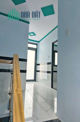 GIÁP QUẬN 1 - HẺM SẠCH SẼ - NHÀ VIEW THOÁNG CÁC MẶT - KHÔNG GIAN XANH XUNG QUANH - DÂN TRÍ TỐT -