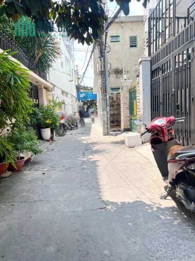 Nhà 2 tầng nở hậu hẻm 181 đường Tân Phước P6Q10 - 4.4 tỷ