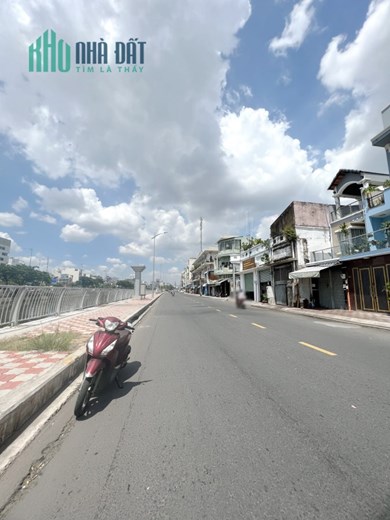 Cho thuê nhà xưởng 200m2 MT Bến Bình Đông P15Q8 - 22 Triệu