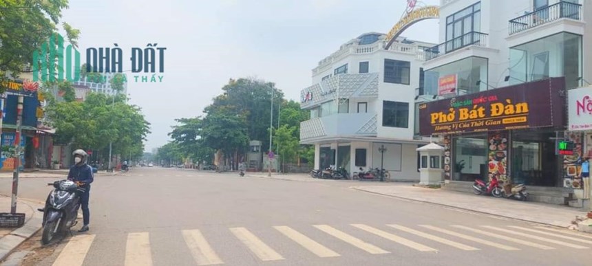 Bán nhà mặt phố Tôn Đức Thắng, Khai Quang. DT 117m2. Giá 9.8 tỷ