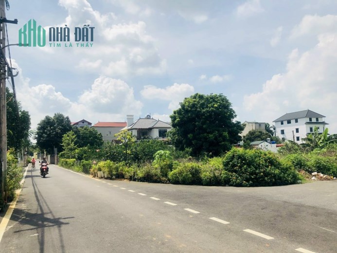 BDS VIEW ĐẦM VÂN TRÌ - ĐIỂM X4 THÔN ĐẦM - HAI MẶT TIỀN - GẦN ĐẦM THÔNG THOÁNG