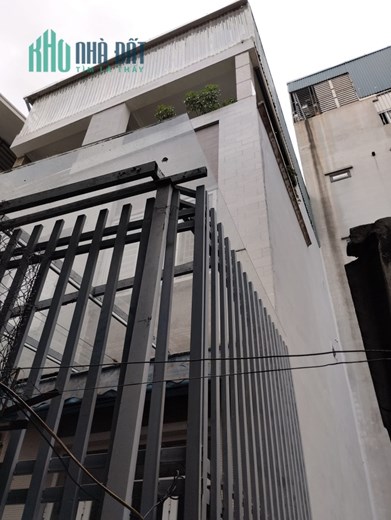 Bán nhà Mặt Tiền Rộng 8M Ngõ Đào Tấn giá 9,9 tỷ, 90mx4 tầng, sđcc