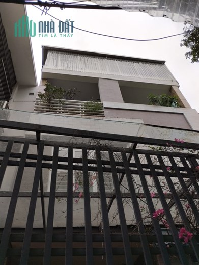 Bán nhà Mặt Tiền Rộng 8M Ngõ Đào Tấn giá 9,9 tỷ, 90mx4 tầng, sđcc