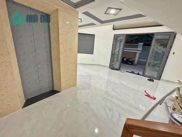 NHÀ BÁN ĐƯỜNG LÊ QUANG ĐỊNH.MỚI ĐẸP ,LÔ GÓC 2 MẶT TIỀN OTO NGỦ TRONG NHÀ - CÓ THANG MÁY. GIÁ TỐT.