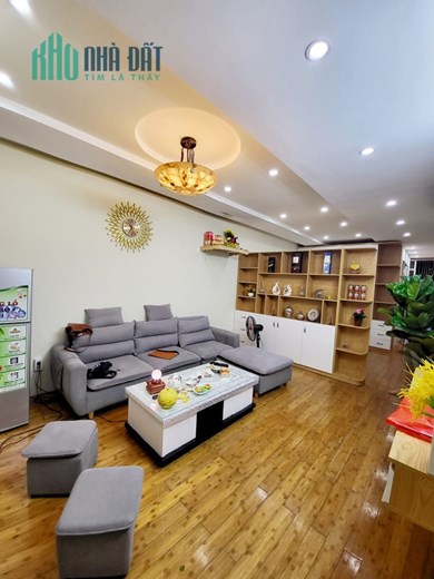 BÁN NHÀ  4 TẦNG_ DÂN XÂY_ MẶT NGÕ ĐƯỜNG BÁT KHỐI_ Ô TÔ ĐỖ CỬA NHÀ NGÀY ĐÊM _CHỈ 2 TỶ 400 TR