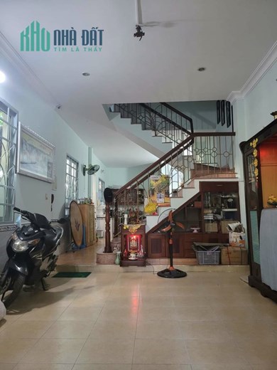 GIÁ GIẢM.
NHÀ BÁN.GIÁP QUẬN 1 - HẺM SẠCH SẼ - NHÀ VIEW THOÁNG CÁC MẶT - KHÔNG GIAN XANH XUNG QUANH