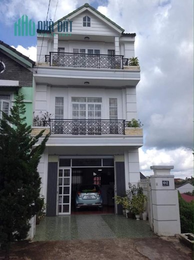 NHÀ ĐẸP - GIÁ TỐT - CHÍNH CHỦ Cần Bán Căn Nhà Vị Trí Đắc Địa Tại  Cổ Loa, Phường 2- Đà Lạt