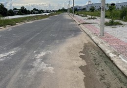 Bán lô đất hiếm 2 mặt tiền, diện tích 258m2, khu đô thị Hoàng Tâm, Cà Mau