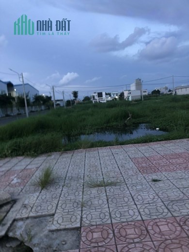 Bán lô đất hiếm 2 mặt tiền, diện tích 258m2, khu đô thị Hoàng Tâm, Cà Mau