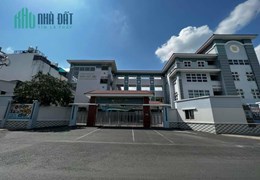 NHÀ BÁN TT PHÚ NHUẬN .ĐƯỜNG NGUYỄN ĐÌNH CHIỄU..5 TẦNG - HẺM XE HƠI - BÁN GẤP.