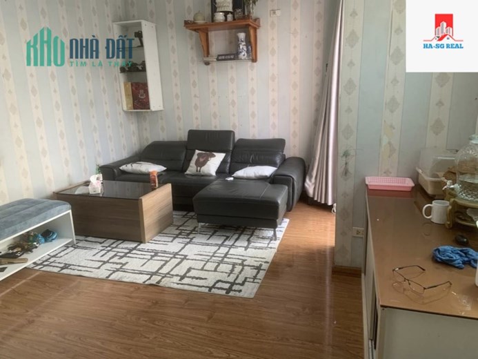 BÁN NHÀ 2 TẦNG TẶNG 4 PTRỌ NGAY CHỢ TÂY HÒA, PHƯỚC LONG A, Q. 9_ 94, 1 m2( 6 X 15)_ SHR
