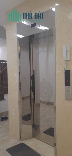 Bán nhà 55m2 phố Nghi Tàm, Tây Hồ Gara Ô tô tránh Thang máy Nhập Bao sang tên 9.6 Tỷ