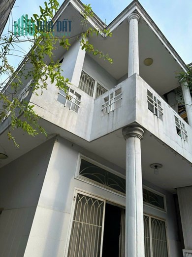 Bán Gấp Nhà sẹc ngắn Luỹ Bán Bích Tân Phú 90m2,2 Tầng Giá Ngộp 4 tyx