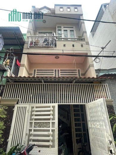 NHÀ BÁN ĐƯỜNG LÊ QUANG ĐỊNH .
NHỈNH 4 TỶ - NHÀ 3 TẦNG- HẺM XE HƠI QUAY ĐẦU- GẦN PHẠM VĂN ĐỒNG- 2