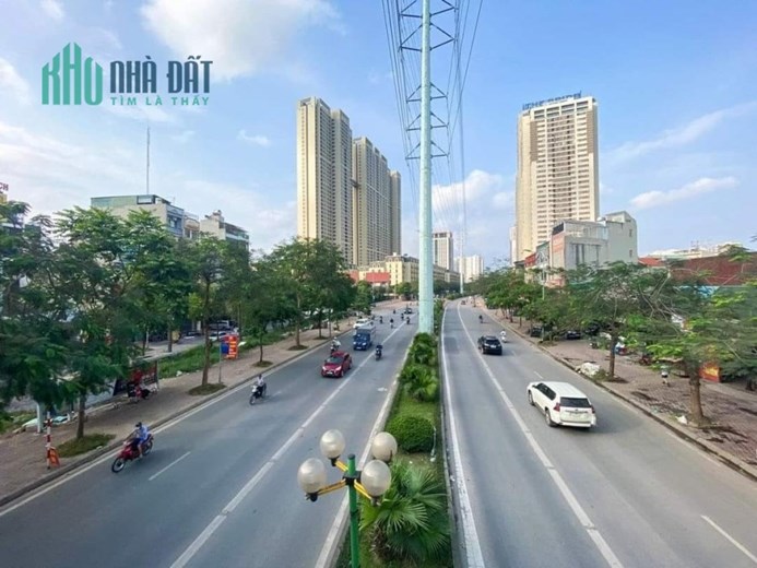 Bán nhà hàng 5 tầng thang máy Lê Văn Lương kéo dài, 200m2, MT7.8m, nhỉnh 26 tỷ