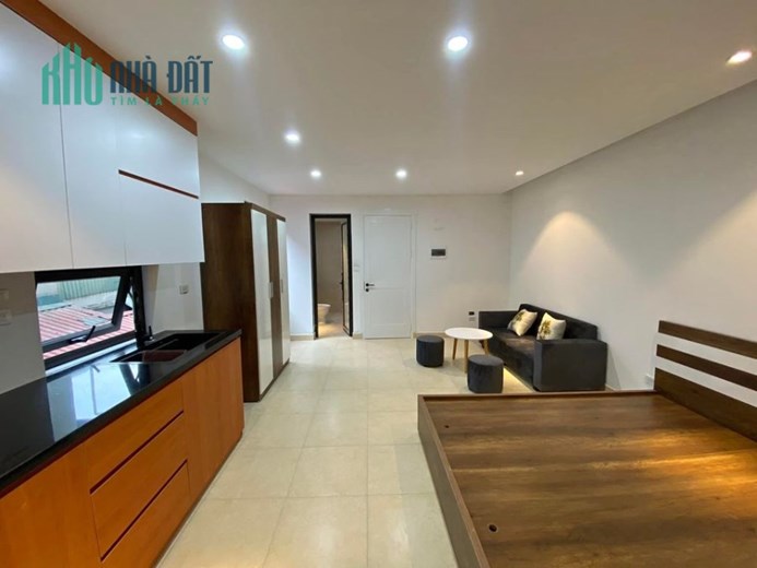 Bán CCMN ngõ 43 Trung Kính 80m2 7 tầng mặt tiền 5.6m giá rao bán 14.5 tỷ