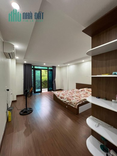 Bán nhà Nguỵ Như Kon Tum gara, thang máy 68m 16 tỷ 8