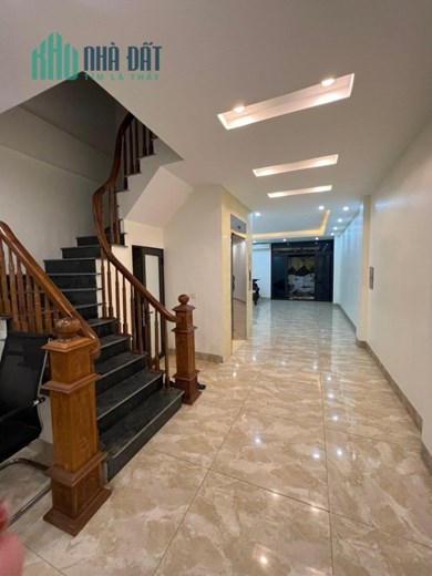 Bán nhà Nguỵ Như Kon Tum gara, thang máy 68m 16 tỷ 8