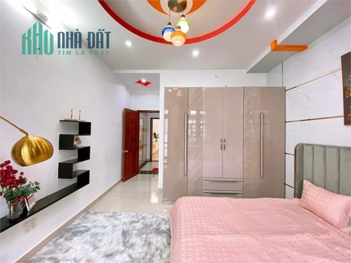 Gấp bán! Nhà đẹp Nguyễn Tư Giản, Gò Vấp - HXH, 62m2, 4 tầng, 6.9 tỷ