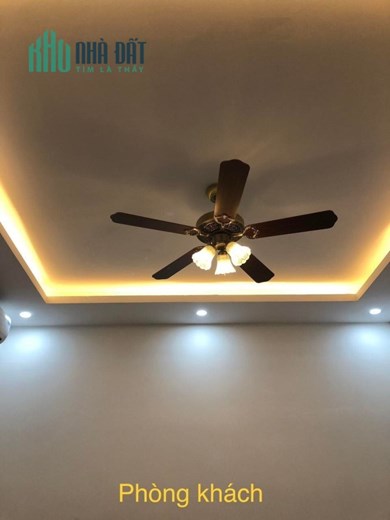 Bán nhà Lê Văn Thiêm, 69 m 14 tỷ 8