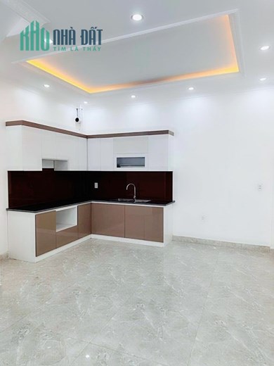 Bán nhà xây mới ngõ 67 Khúc Thừa Dụ 2, diện tích 43m 4 tầng GIÁ 2.48 tỉ ngõ cực nông