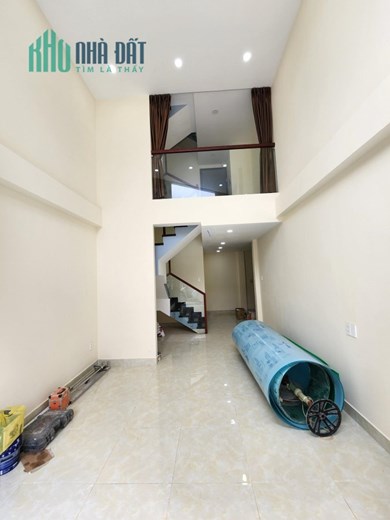 Bán nhà MT Đường Nguyễn Khuyến P.12 Q.Bình Thạnh DT 52m2 (4Tầng) hiếm Chỉ 8,4 Tỷ