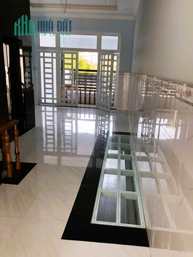 Cho thuê nhà 1H1T3L 8pn mặt tiền kdc Areco Linh Tây