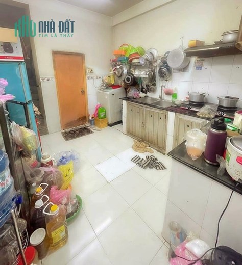 Bán Nhà Nguyễn Văn Quá mua 1 được 2 - Hẻm Ba Gác 6×11 3 Tầng chào giá 3 Tỷ 49