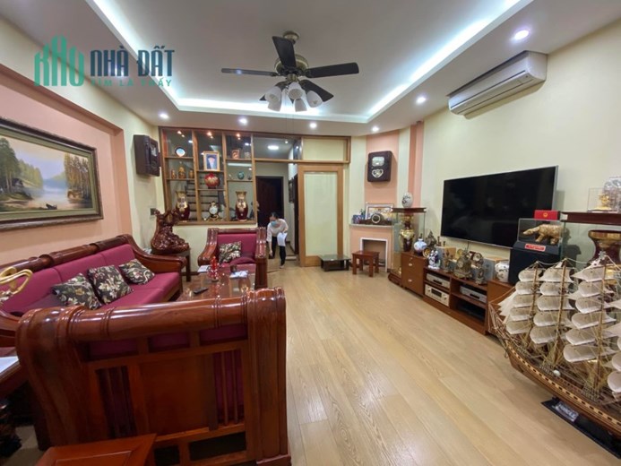 Văn Quán Hà Đông, nhà đẹp giá tốt, ngõ thông gần phố, 48m2, 5 tỷ