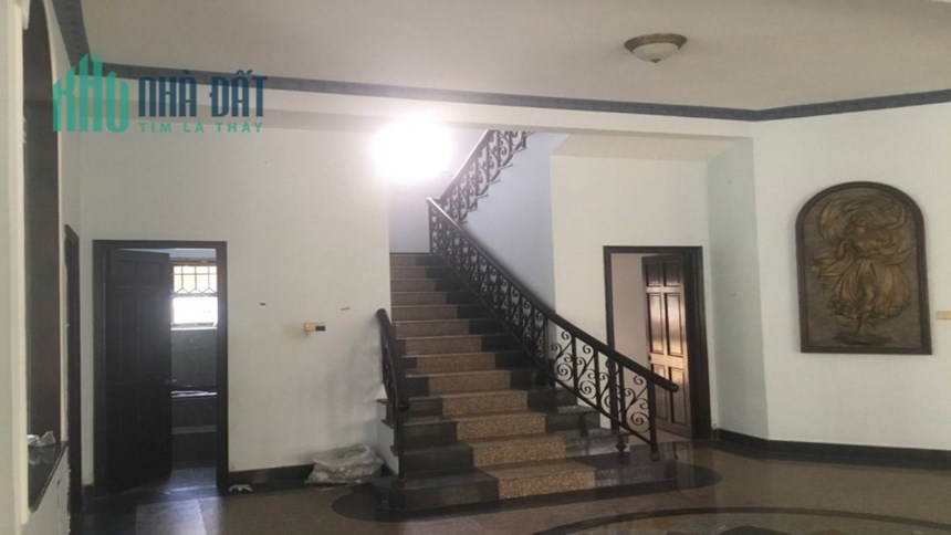 Bán B.Thự APĐ P.An Phú Đông QUẬN 12, VILLA View đẹp, vị trí vàng, giá chỉ 36 tỷ