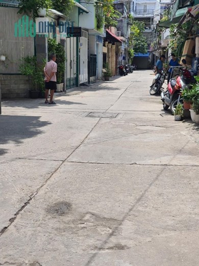 Bán đất Tặng Nhà - Cách Mạng Tháng 8  - 50m2 - phường 7 TRUNG TÂM Tân Bình  - Nhỉnh 6 tỷ