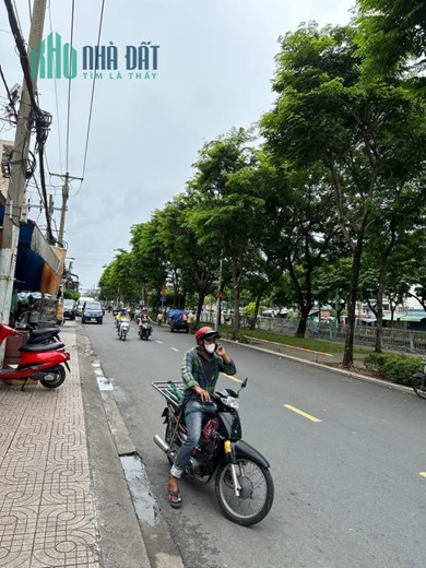 🏠BÁN NHÀ MẶT TIỀN Q6 - PHAN VĂN KHỎE - GIÁP Q.11, Q.5  - HƠN 100M2 - 3 TẦNG -  13.9 TỶ