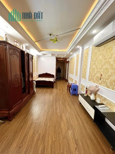 Cực hiếm Siêu phẩm Lê Thanh Nghị 38/40m 5 tầng ngõ nông gần phố gần Bách khoa