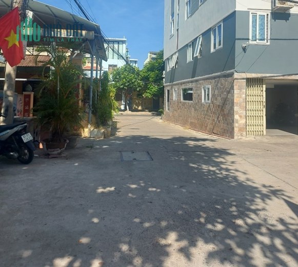 Hoà Cường Bắc 40m ra MT, Ô tô đậu đỗ, 76m2, Góc, 3.x tỷ
